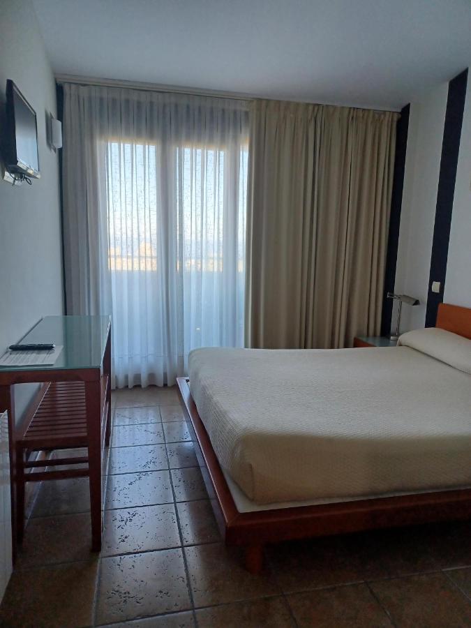 Отель La Venta Del Mar Льенкрес Экстерьер фото